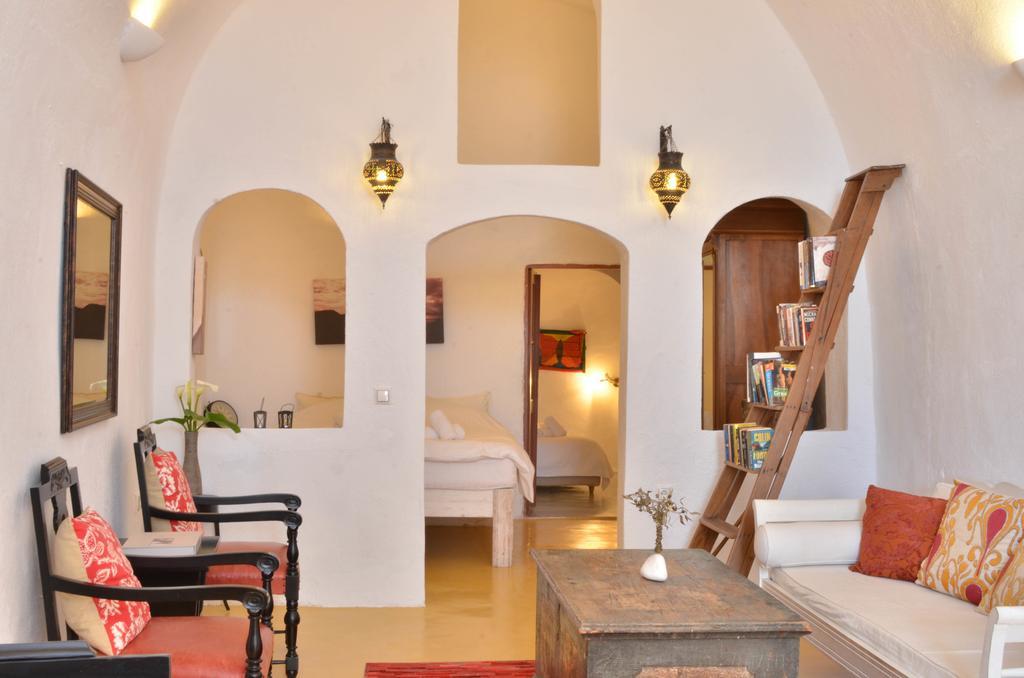 Villa Fegari Firostefani Rom bilde